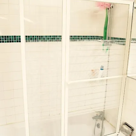 Chbre 2 Pers, Sdb Privee, Repas Et Taxi Cdg Extra Accommodatie bij particulieren *